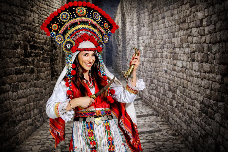 Plovdiv: Traditional Bulgarian Costume Photo Experience
