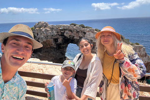 Caves Drach & Caló des Moro Full-Day VIP Tour w Local Guide