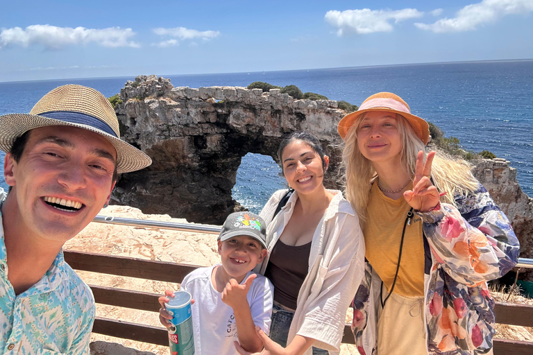 Caves Drach & Caló des Moro Full-Day VIP Tour w Local Guide