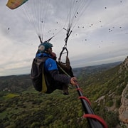 Gleitschirmfliegen: in der Nähe von Ronda (Málaga)