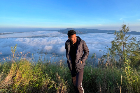 阿邦山徒步旅行阿邦山徒步