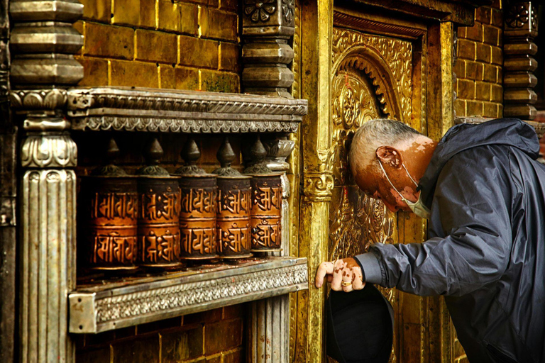 Kathmandu: 9-Day Nepal Golden Route Tour with Guide