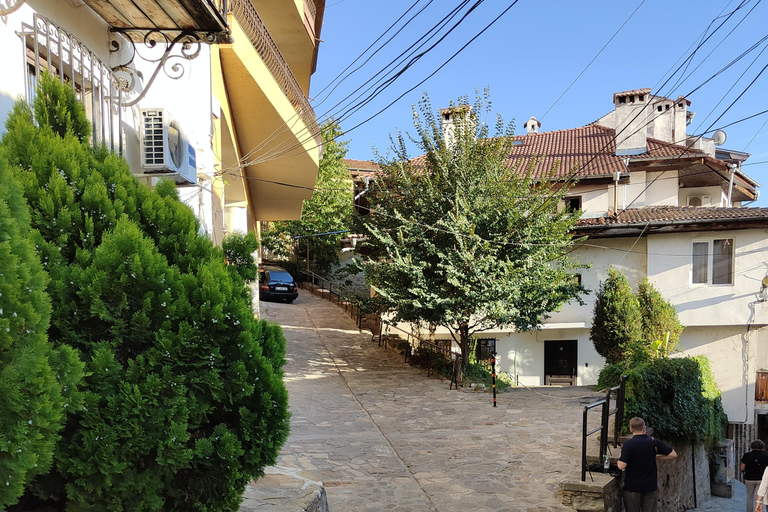 From Bucharest: Wallachian-Bulgarian Kingdom Day Trip