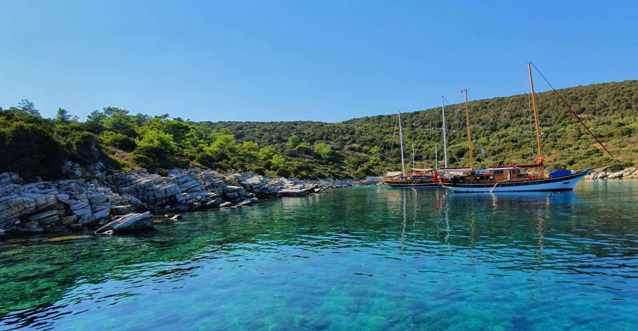 Bodrum, Private Motoryacht Tour with swimming stops & lunch - Housity
