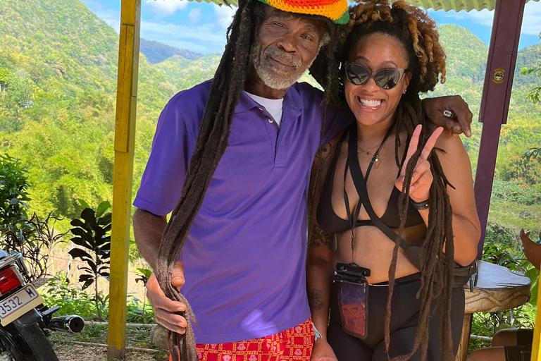 Falmouth: Mayfield Falls Day Trip with Transportation