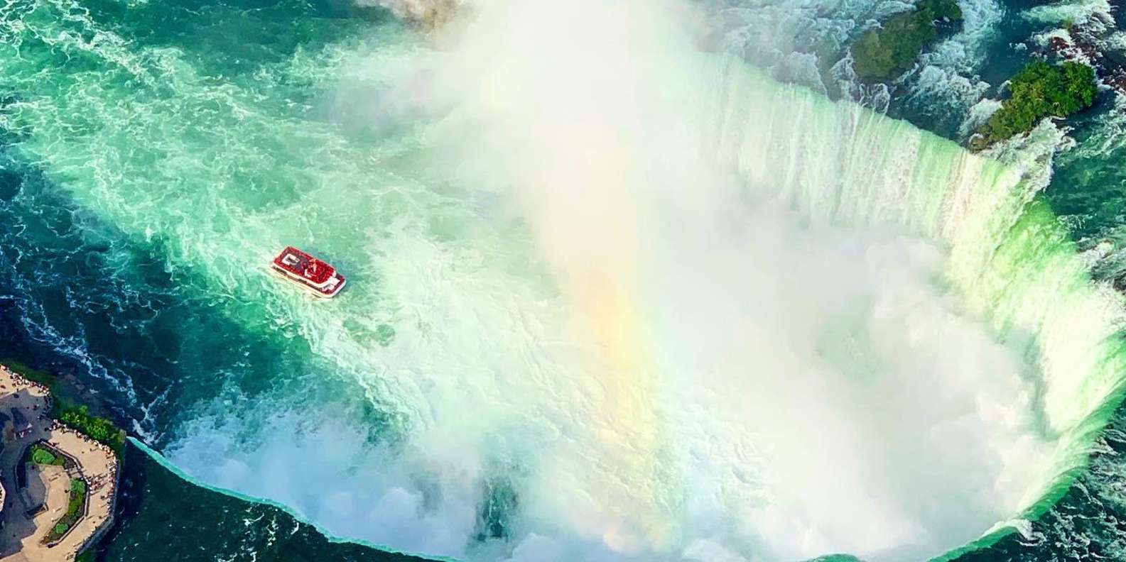 Toronto: Niagara Falls Tour, Boat & Journey Behind the Falls
