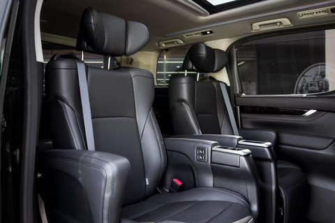 Sapporo: Private 10-Hour Customizable Tour with Driver