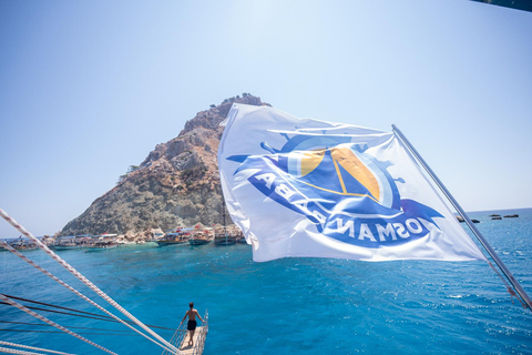 Antalya: Suluada Boat Tour & Land of Legends Night Show