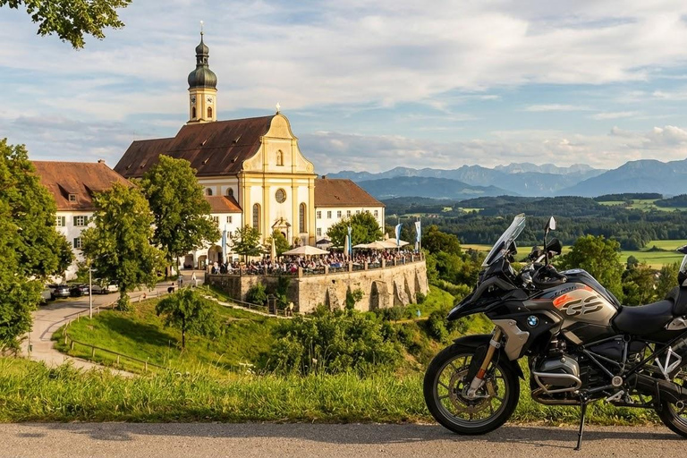 Start Munich-Motorcycle Tour 5 Bavarian lakes