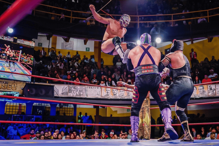 Mexico City: Lucha Libre Night with Hotel Pickup & Souvenir