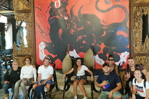 Chiang Rai: Guided Full-Day Highlights Tour with Thai Lunch Chiang Rai: Guided Full-Day Highlights Tour with Lunch