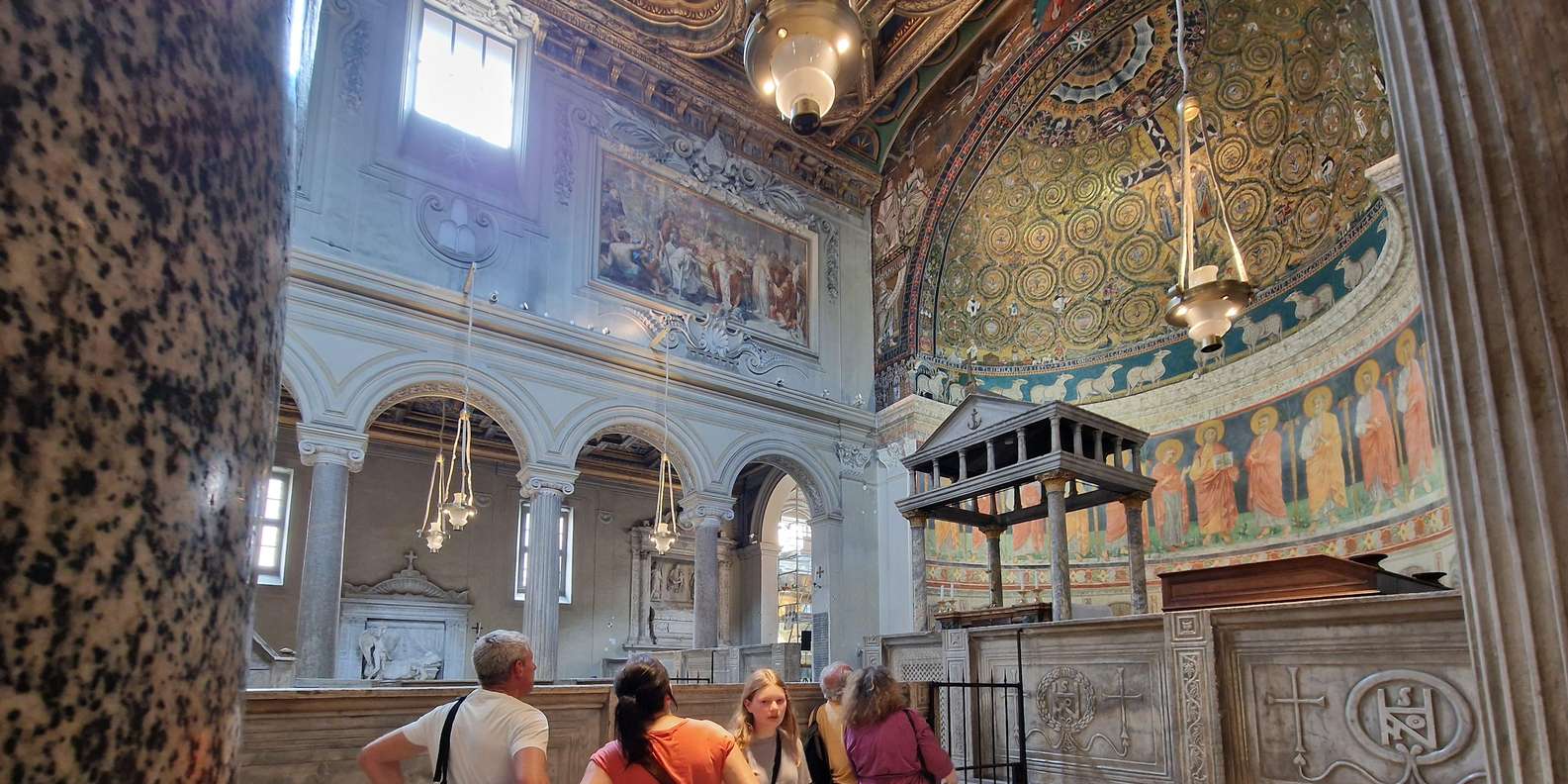 Rome: Crypts and Catacombs - The Darker side of Rome Tour