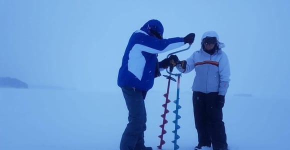 Rovaniemi: Snowshoeing & Ice Fishing Winter Adventure