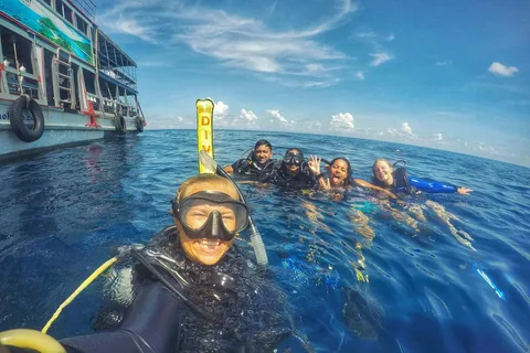 Koh Tao: PADI Try Diving Experience (11:15am-5:00pm)