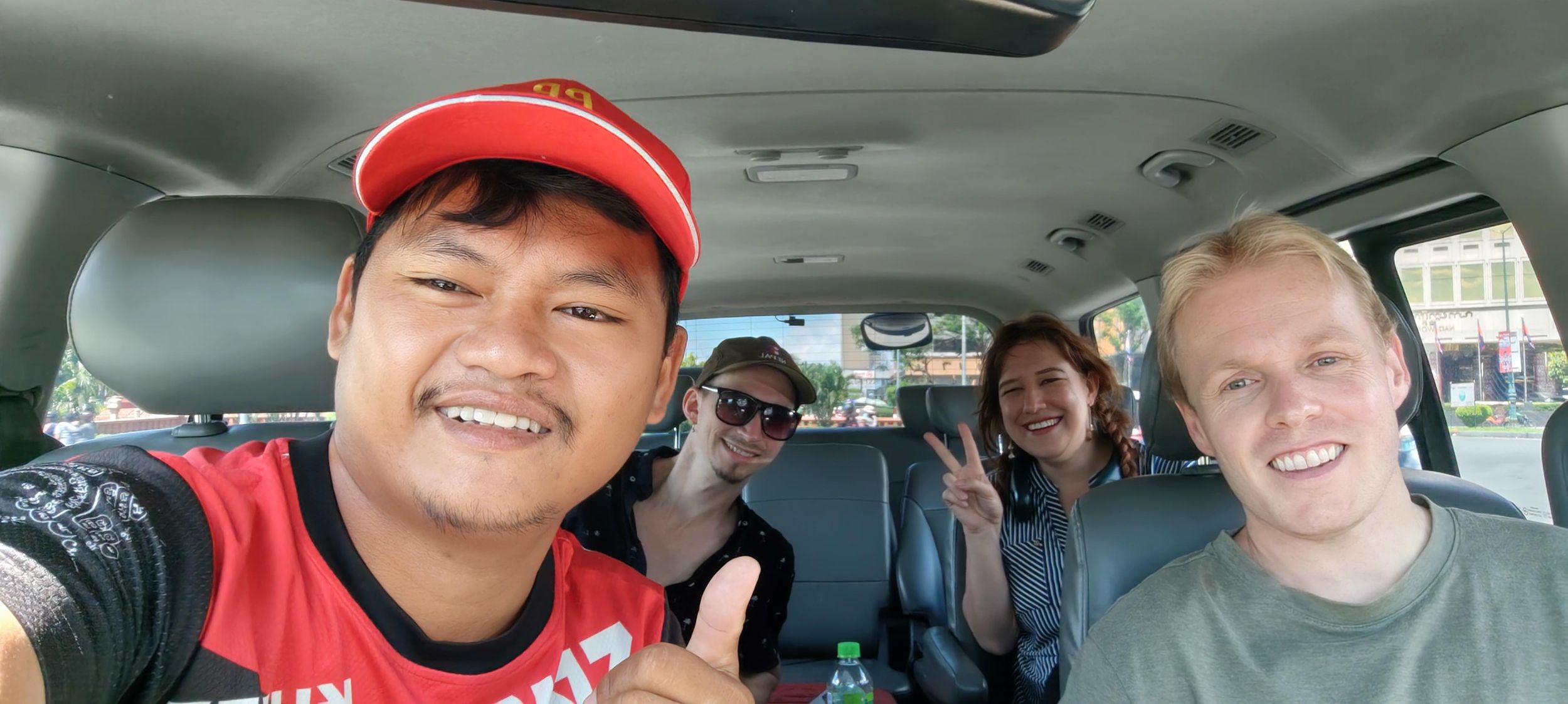 Besuchen Sie 18 Highlights, darunter S-21 und die Killing Fields