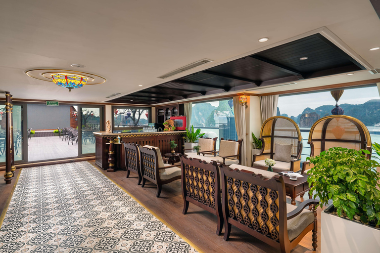 هانوي: 3 أيام في خليج ها لونج ولان ها 5 نجوم، رحلة بحرية على متن L&#039;amour Cruise، وعرض شعبي3 أيام وليلتان - بدو