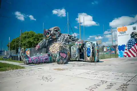 Miami: Tour de la ciudad y tour en barco de remos millonarios