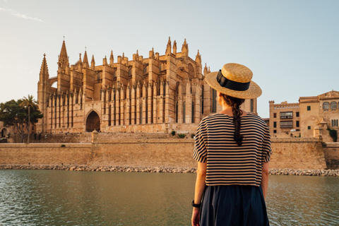 Palma: Old Town & Waterfront Private Photoshoot Ultimate: 50 photos + cinematic video reel | 90 mins