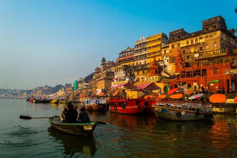 Da Delhi: Mathura e Agra Taj Mahal con tour di Varanasi