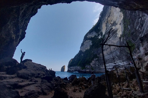 Nusa Penida : Visite guidée d&#039;une journée avec un chauffeur local comme guide