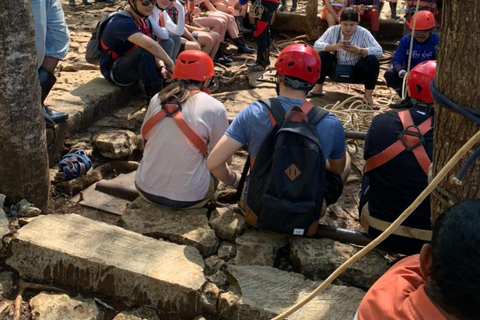 Yogyakarta : Visite de la grotte de Jomblang et de la plage de Timang