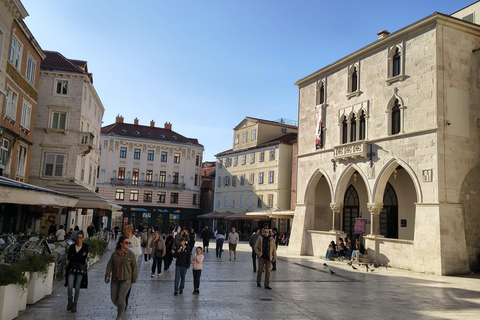 Split Then & Now: Palace & City Life – Small Group Tour