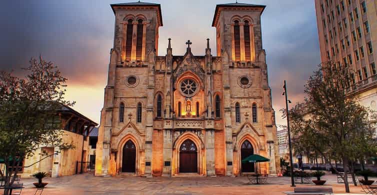 San Antonio: City Sightseeing Van Tour photo 1
