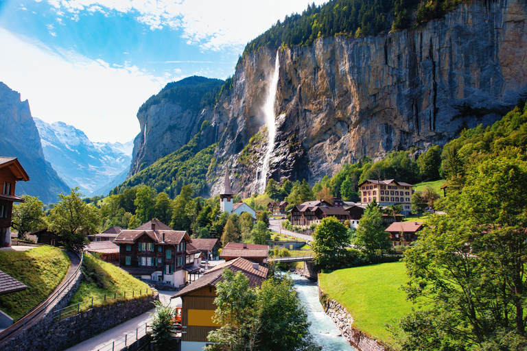 Privat förare: Zürich till Interlaken, Lauterbrunnen &amp; tillbaka