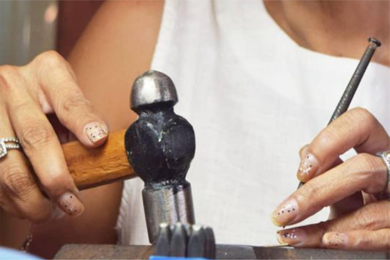 Yogyakarta: Cursus zilveren sieraden maken van 1,5 uur