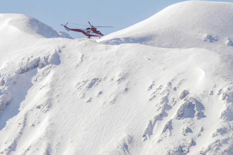 Kathmandu: Everest Base Camp Helicopter Tour with Breakfast