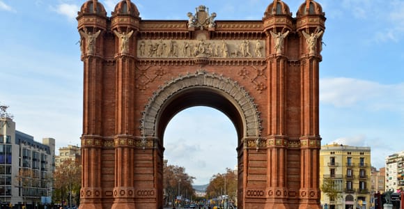 Barcelona: Gothic Quarter & El Born Walking Tour with Guide