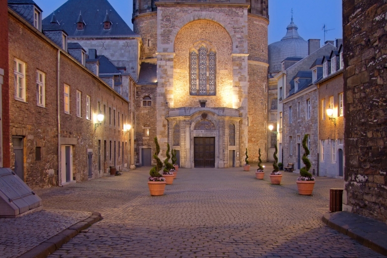 Aachen: City Exploration Game and Tour