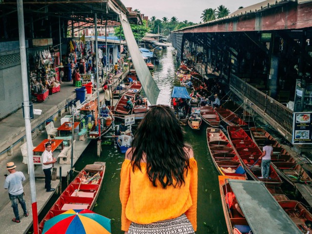 From Bangkok: Maeklong Railway and Floating Market Day Tour