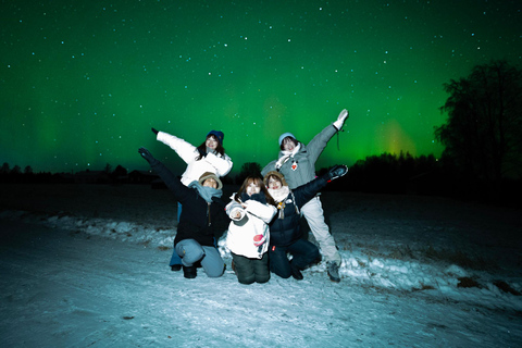 Levi: tour di caccia all&#039;aurora boreale con foto garantiteLevi: Tour per vedere l&#039;aurora boreale con foto garantite