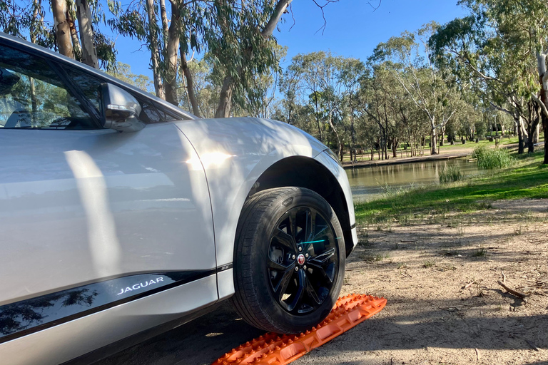 Adelaide: Onkaparinga Gorge Hike, Swim, and Winery Tour