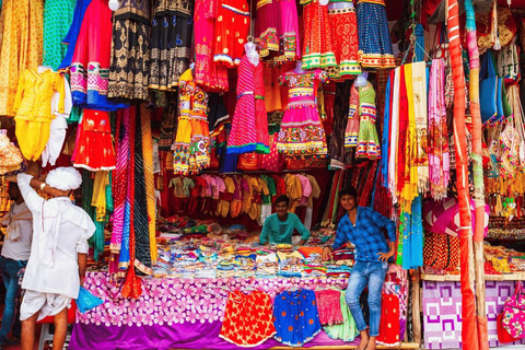 Udaipur: Shopping Tour of Bazaars & Local Artisan Workshops Tour with Private Car, Driver and Professional Tour Guide