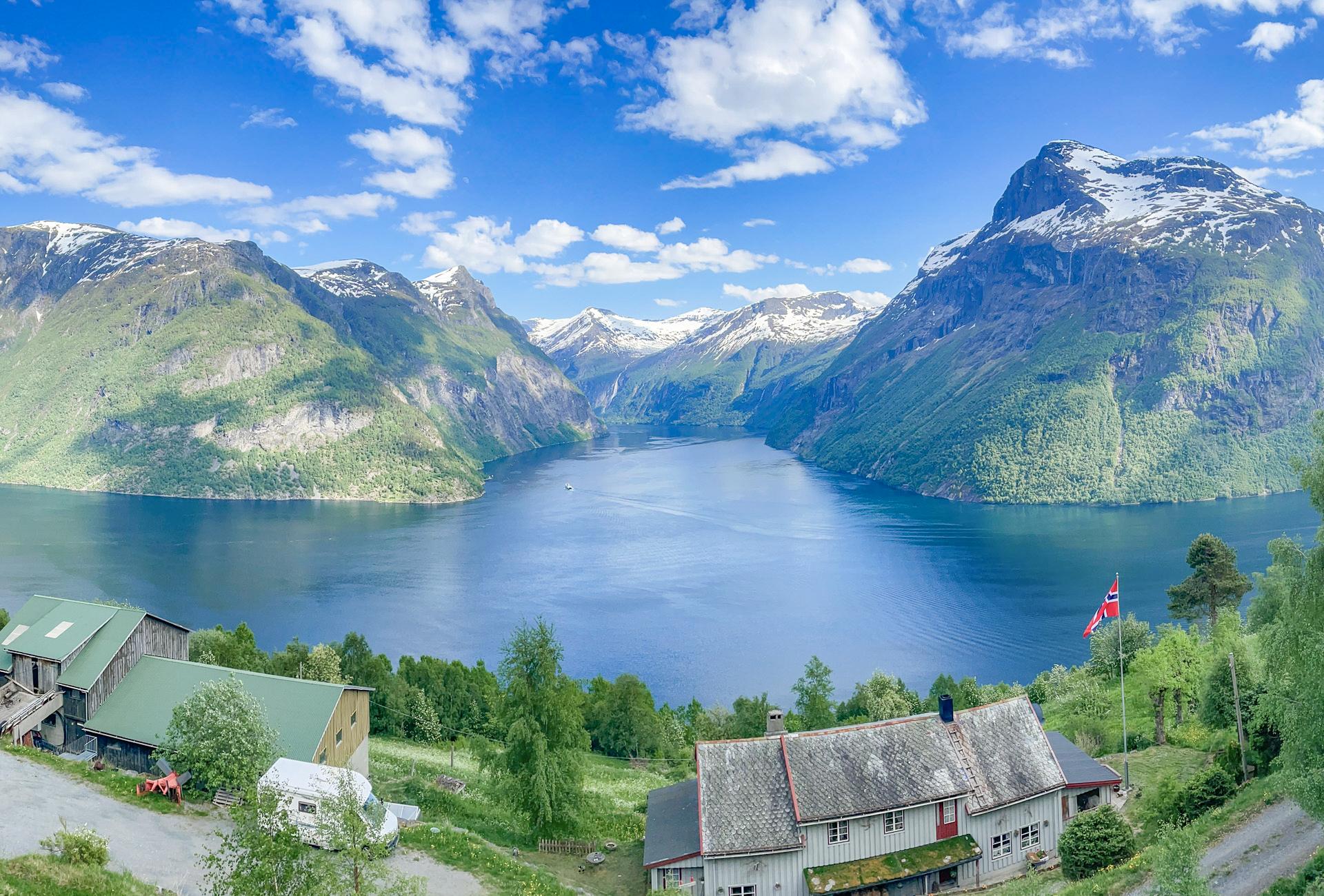 Alles über die Fjorde, in einer Tour mit dem Boot & Bus von Ålesund