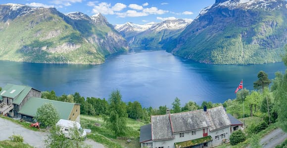 Alles über die Fjorde, in einer Tour mit dem Boot & Bus von Ålesund