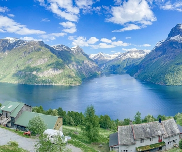 Alles over de Fjorden in één tour per boot en bus vanuit Ålesund