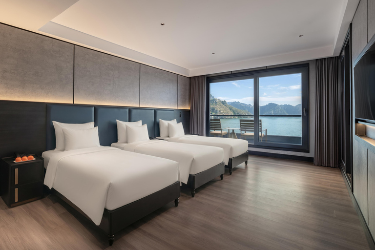 Ha Long 3D2N Or 2D1N By A Luxury Cruise & Bathtub & Balcony Private Car Transfer & Private Guide & Shared Cruise in 3D2N