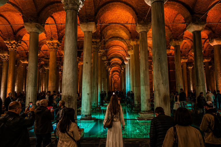 Istanbul: Private Hagia Sophia & Basilica Cistern Tour Private Experience ( Multilingual Licensed Guide )