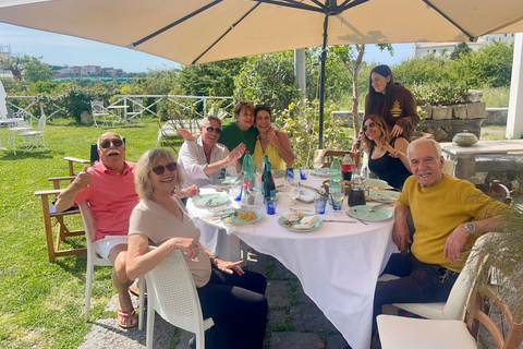 Sorrento: Cooking Class with Live music, wine and Limoncello