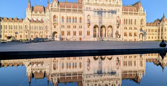 Budapest Parliament and Saint Stephen's Basilica comboticket