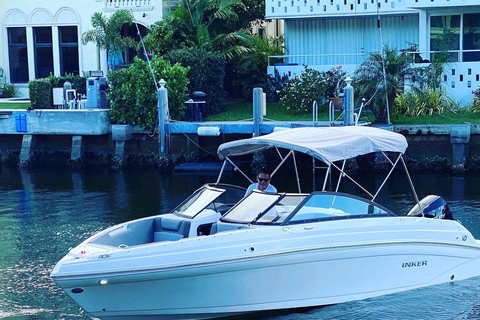 Fort Lauderdale: 12 People Private Boat Rental 8 Hours with Captain