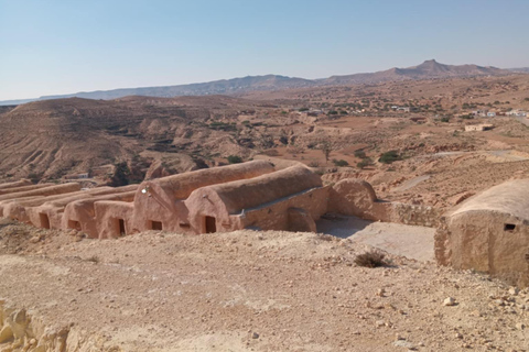 Von Djerba aus: Tagestour nach Tataouine Chenini