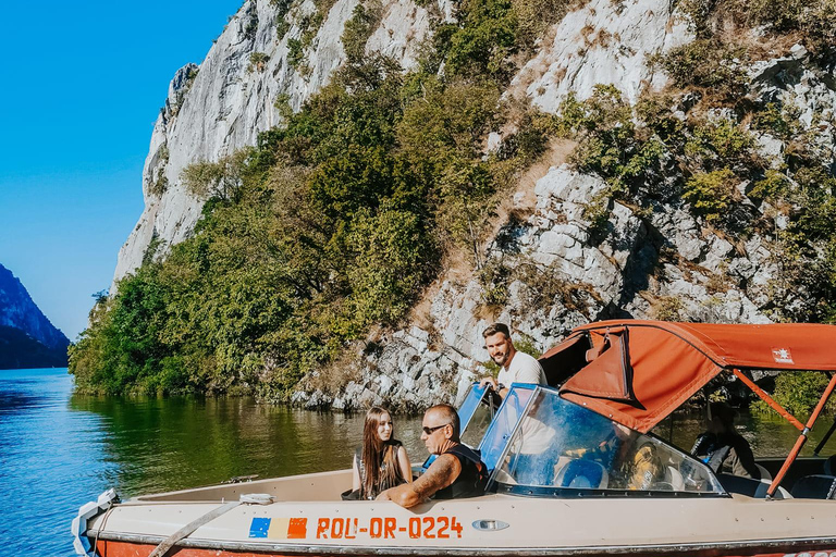 Eselnita: Boat Cruise on the Danube River