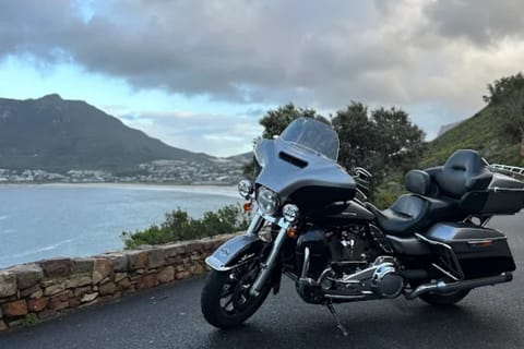 Cape Town: Chapman’s Peak Motorcycle Tour with Guide