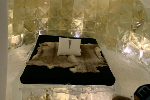 Rovaniemi: Bezoek Arctic Snow Hotel met transfer