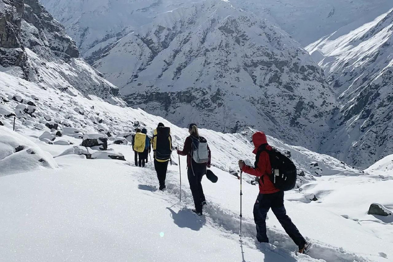 Erschwingliches Abenteuer - 7 Tage ABC-Trek für Budget-Entdecker