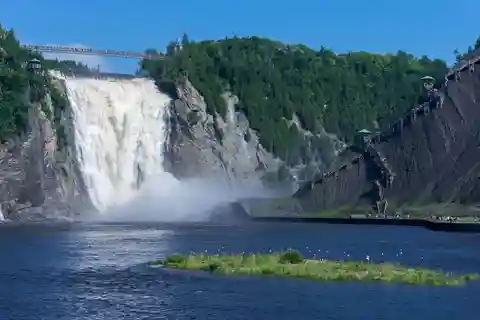 Quebec City: Tour in eBike delle cascate di Montmorency e dei microbirrifici